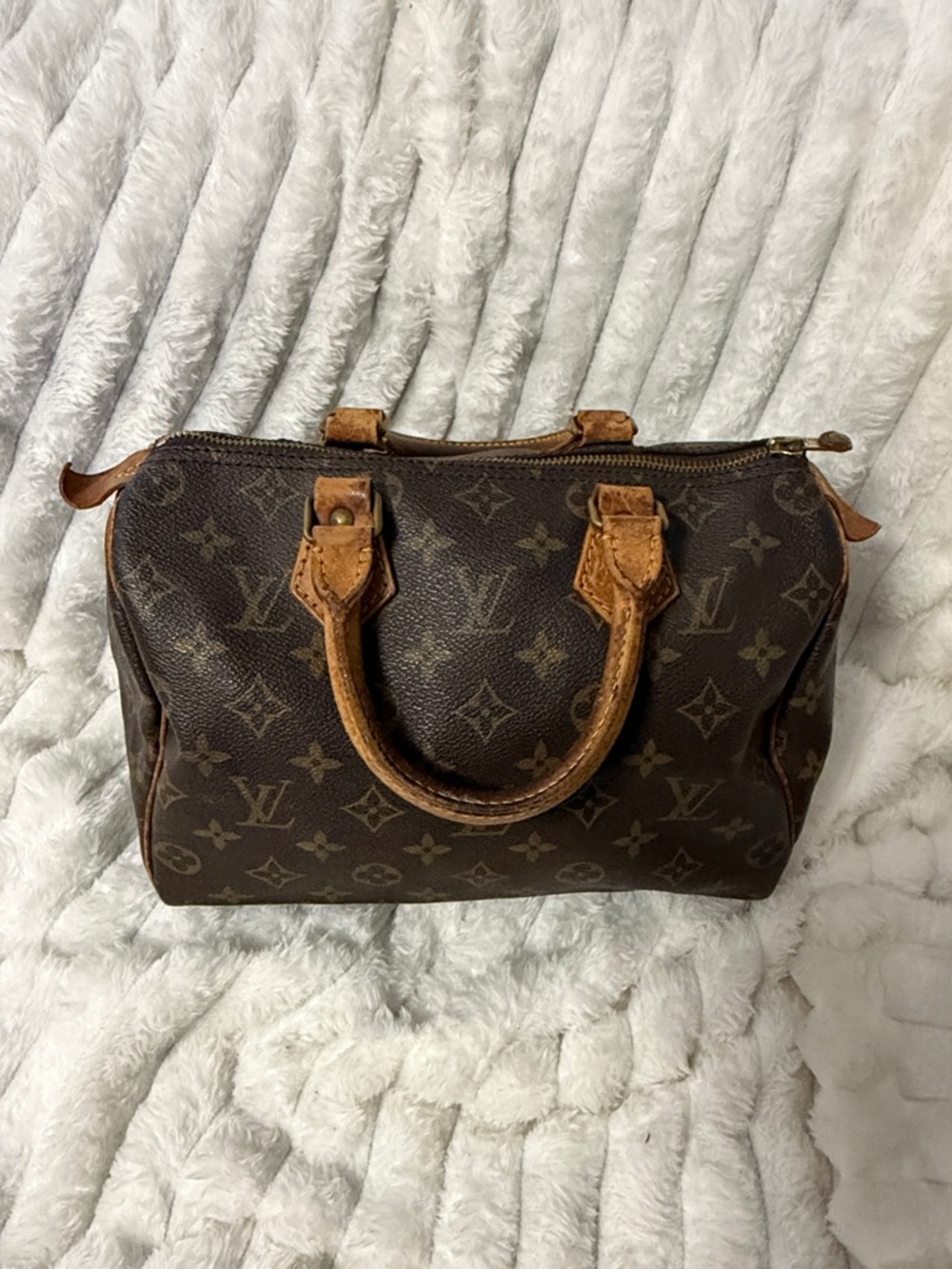 Louis Vuitton Speedy 25 Monogram - Picture 2 of 10